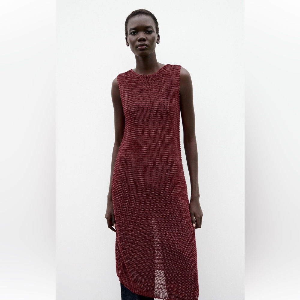 Zara TEXTURED KNIT DRESS Size Medium NWT ZW Collection sleeveless midi dress